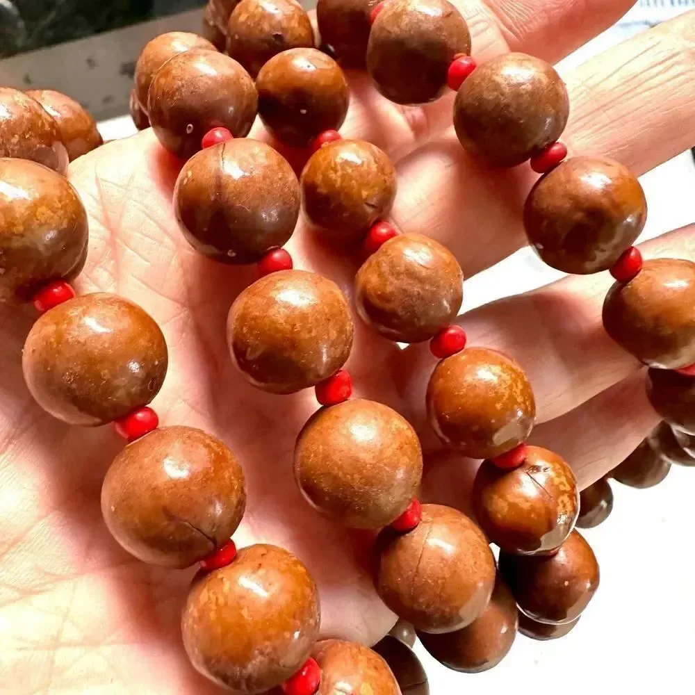 Brown and red beaded necklace